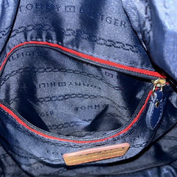 Tommy Hilfiger Quilt Diamond Navy Backpack - Picture 7 of 15